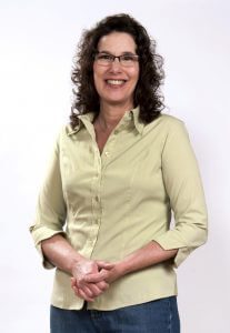 Mara is a natural health consultant and holistic health practitioner coach